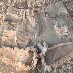 Re- poshing.  ❤️Brandy Melville jean shorts!!!